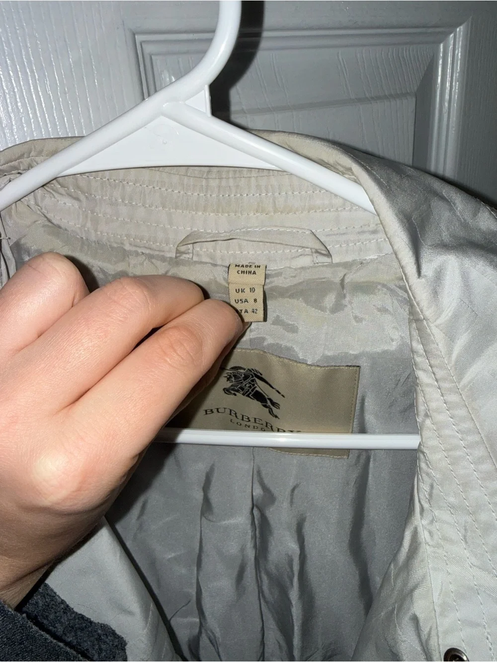 Burberry Light Gray Double-Breasted Trench Coat - Picture 6 of 15